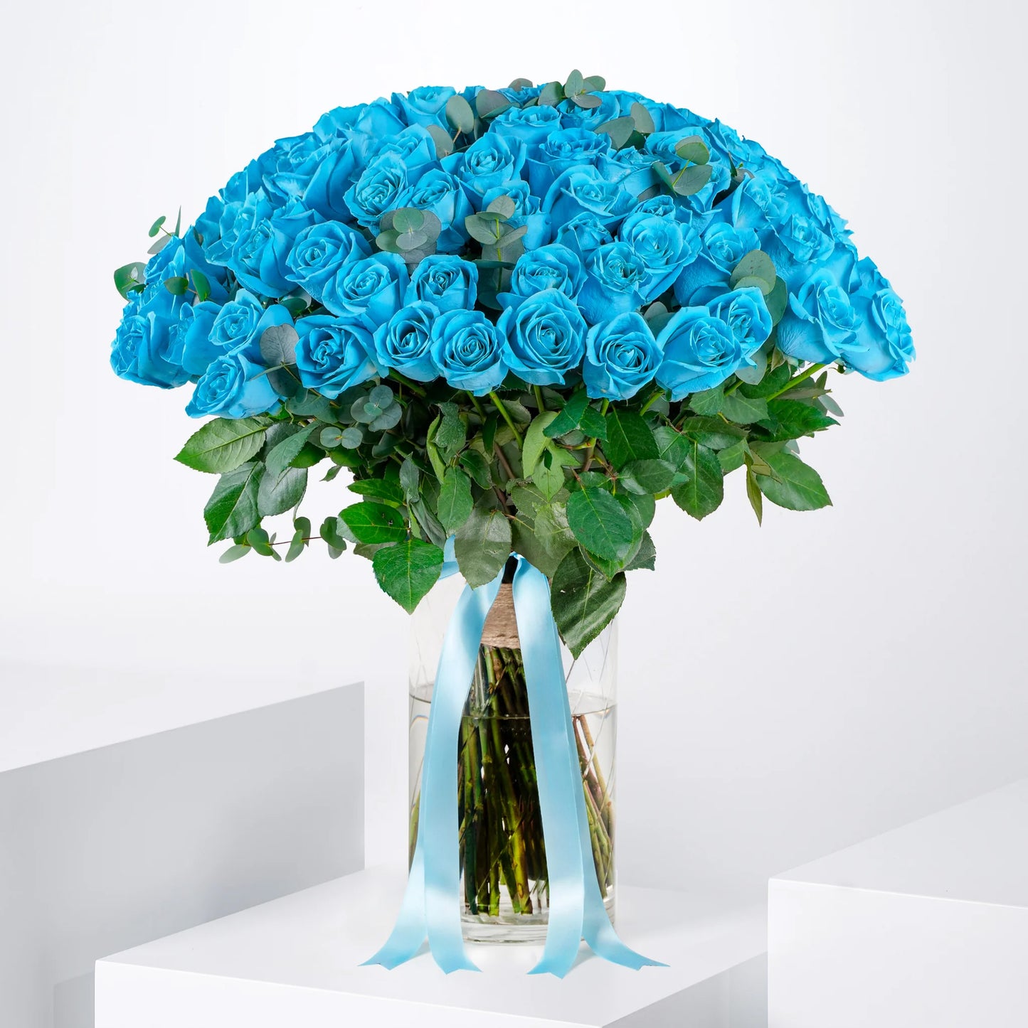 Premium Tiffany Blue Roses in Vase